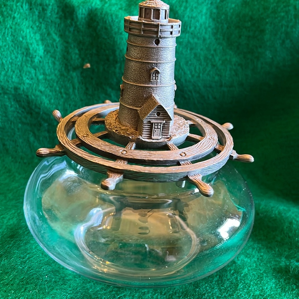 Bowl with Lighthouse on top